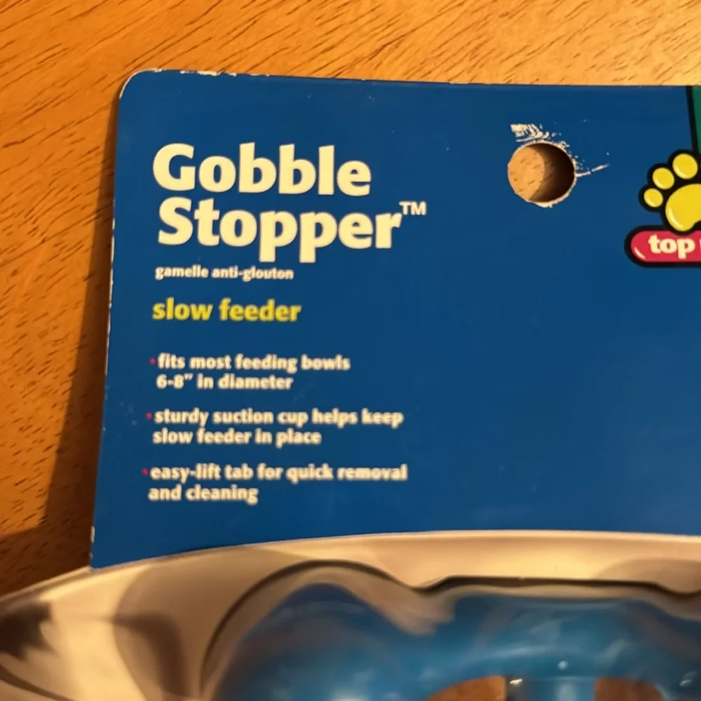 NWT Top Paw Gobble Stopper slow feeder Medium